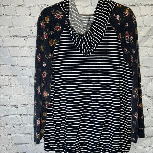 Striped Floral Hoodie - navy and White - Picture 2 of 4